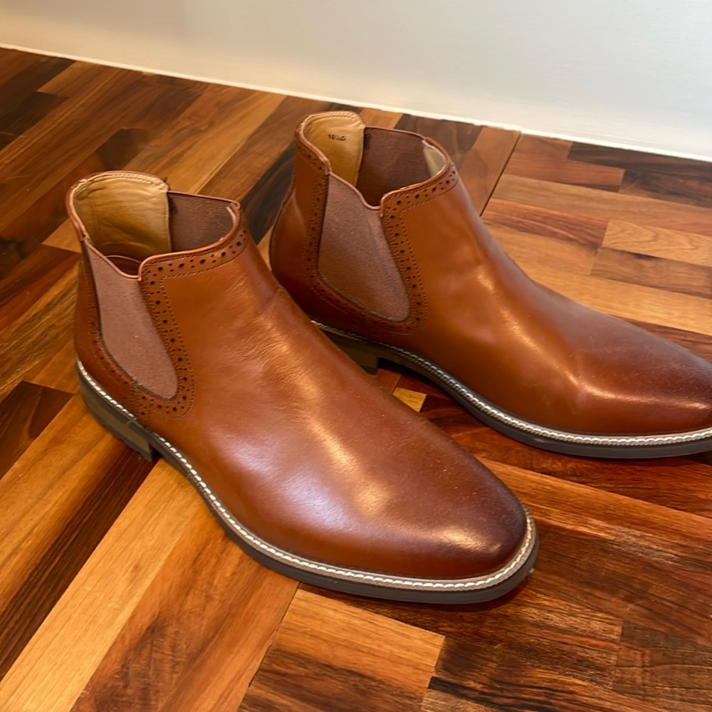 Men’s Joseph Abboud boots size 10 1/2. Barely worn. Purchased from Jos A Banks